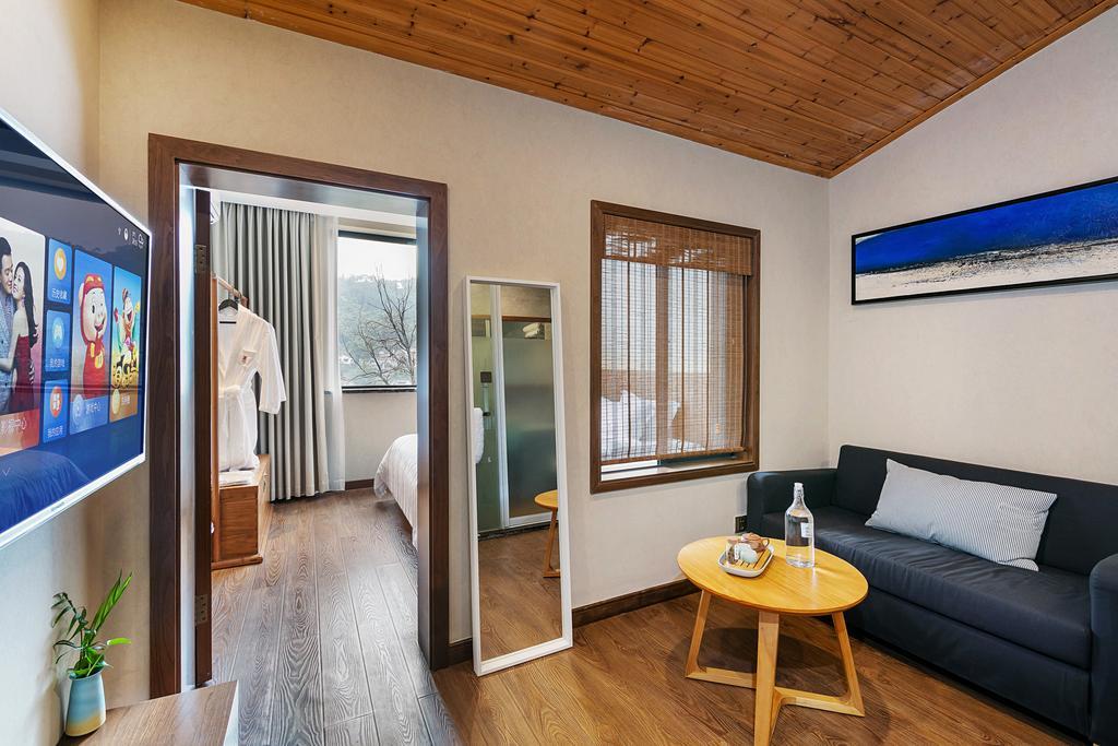 Hangzhou Puyu Travelling With Hotel Esterno foto