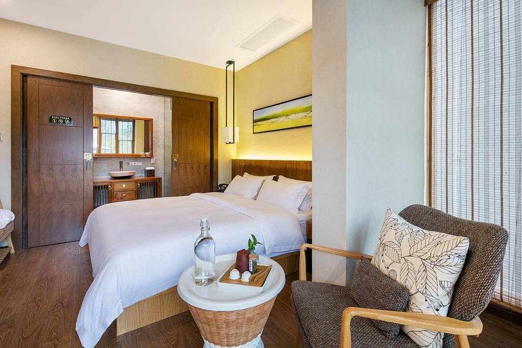 Hangzhou Puyu Travelling With Hotel Esterno foto