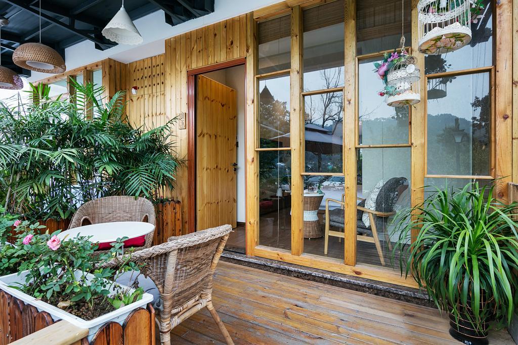 Hangzhou Puyu Travelling With Hotel Esterno foto